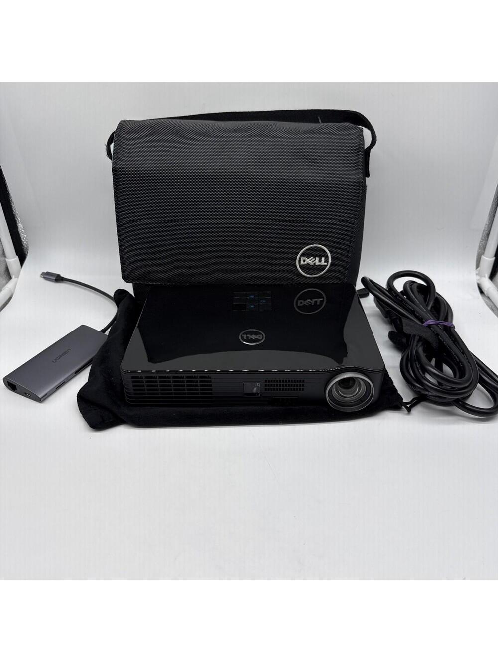 Dell M900HD WXGA Black Portable DLP Mobile Projector w/Carry Case With Remote